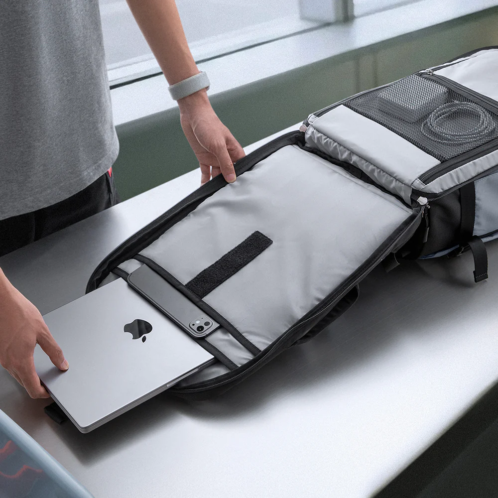 TOMTOC NAVIGATOR T66 17 INC BACKPACK LIGHT GRAY T66M1G2H/40L TRAVEL LAPTOP thumbnail 21