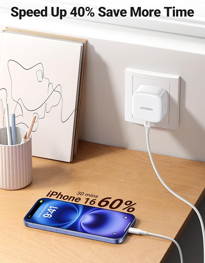 UGREEN 30W PD FAST CHARGER UK WHITE 70197 thumbnail 9
