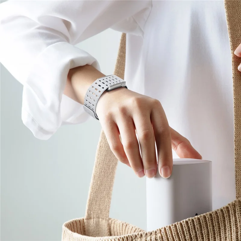 WHOOP 5.0 BREATHABLE MAGNETIC WRIST BAND STRAP LIGHT GRAY thumbnail 10