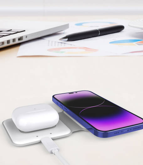 SWISS MILITARY MAGSAFE POWER PORTABLE 2 IN 1 MC WIRELESS CHARGER 20W thumbnail 4