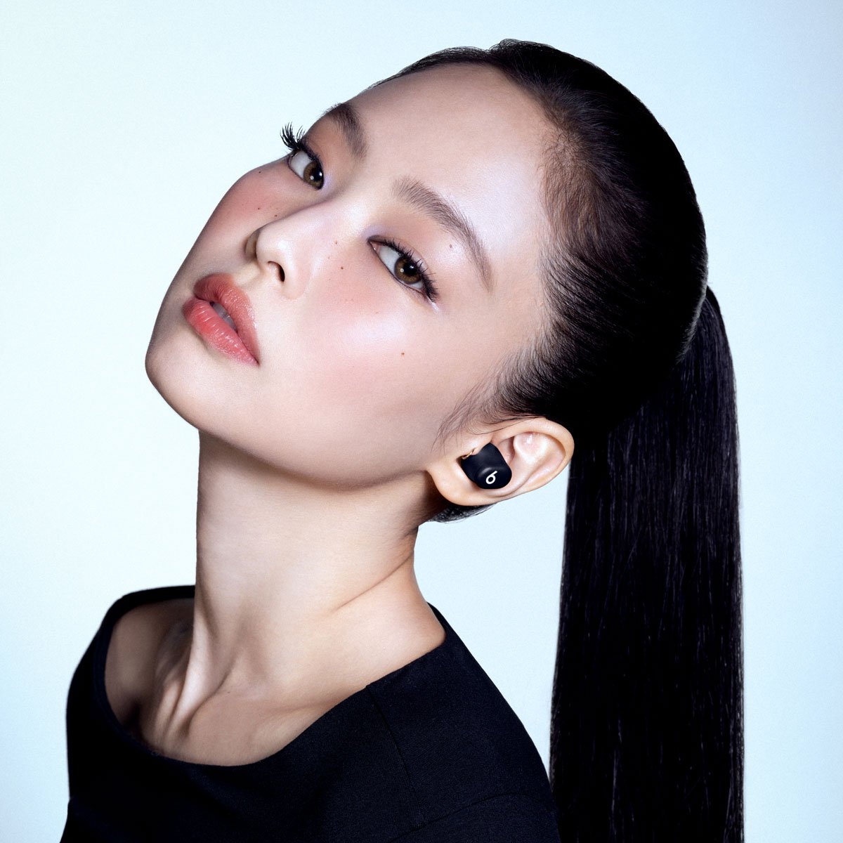 Beats Solo Buds - True Wireless Earbuds, High-Performance Sound, Sleek Design thumbnail 17