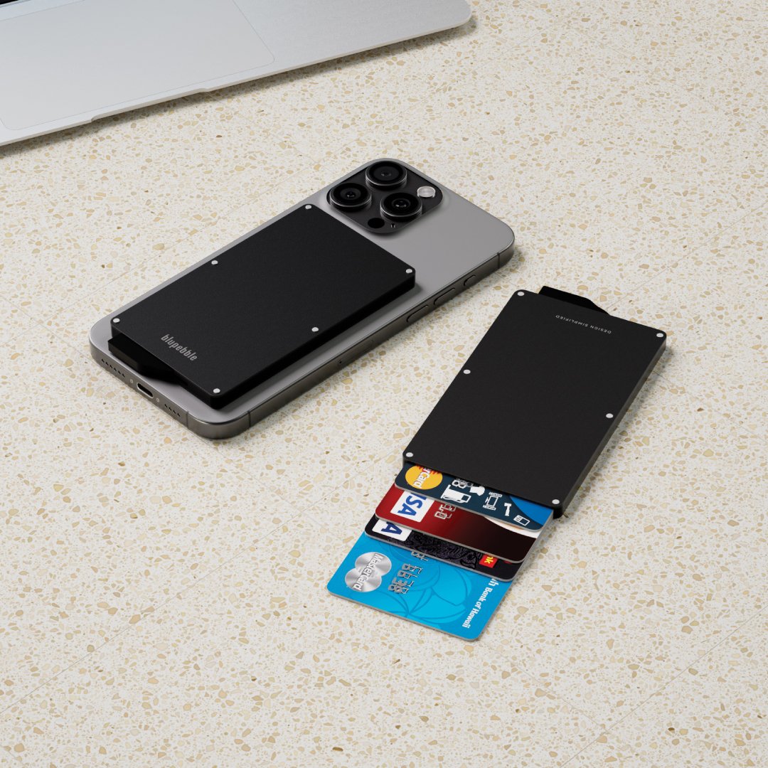 Bluepebble 6-Card Magnetic Holder with RFID Protection - Black BP-6CARRDMAG-BK thumbnail 3