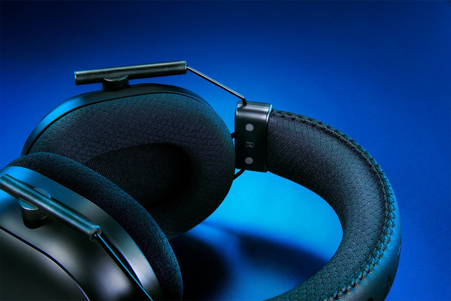 Razer BlackShark V2 Pro Gaming Headset for PlayStation (Black, RZ04-04530500-R3G1) - Wireless Audio for Competitive Gaming thumbnail 5