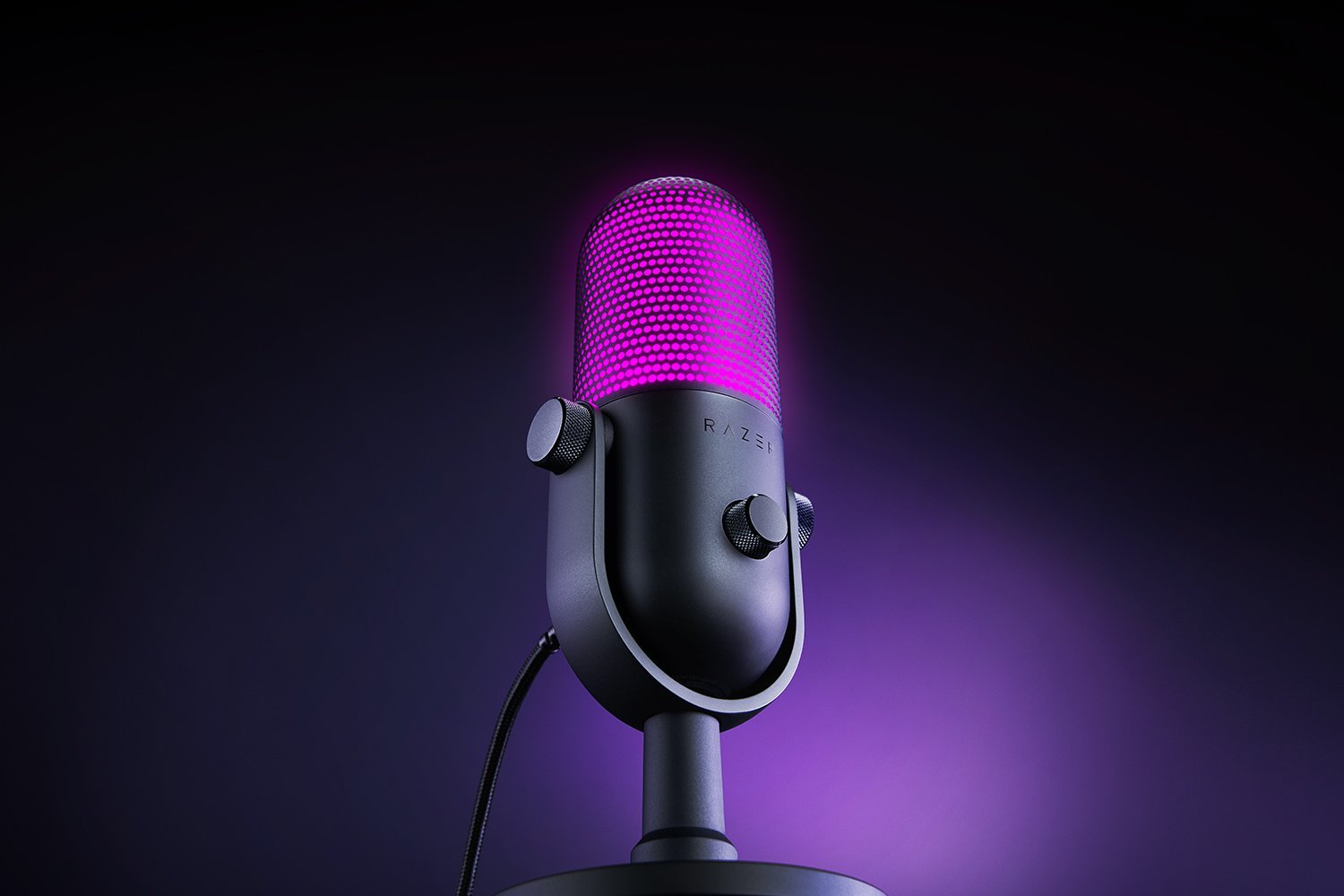 Razer Seiren V3 Chroma RGB USB Microphone (RZ19-05060100-R3M1) - Studio-Quality Audio with Tap-to-Mute and RGB Lighting thumbnail 12