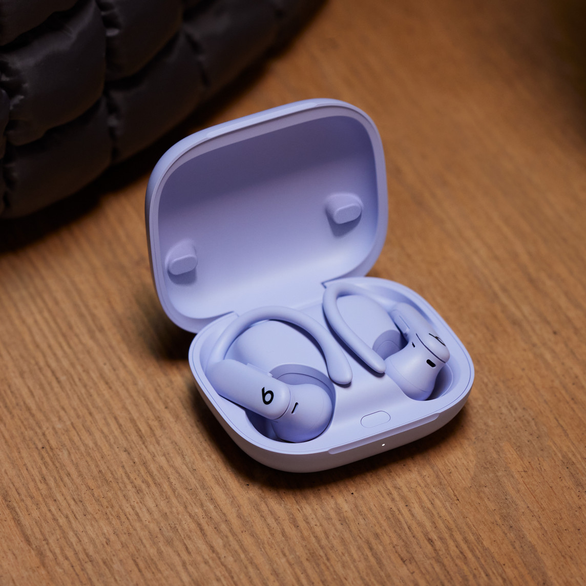 POWERBEATS PRO 2 HIGH PERFORMANCE EARBUDS HYPER PURPLE MX753 thumbnail 11