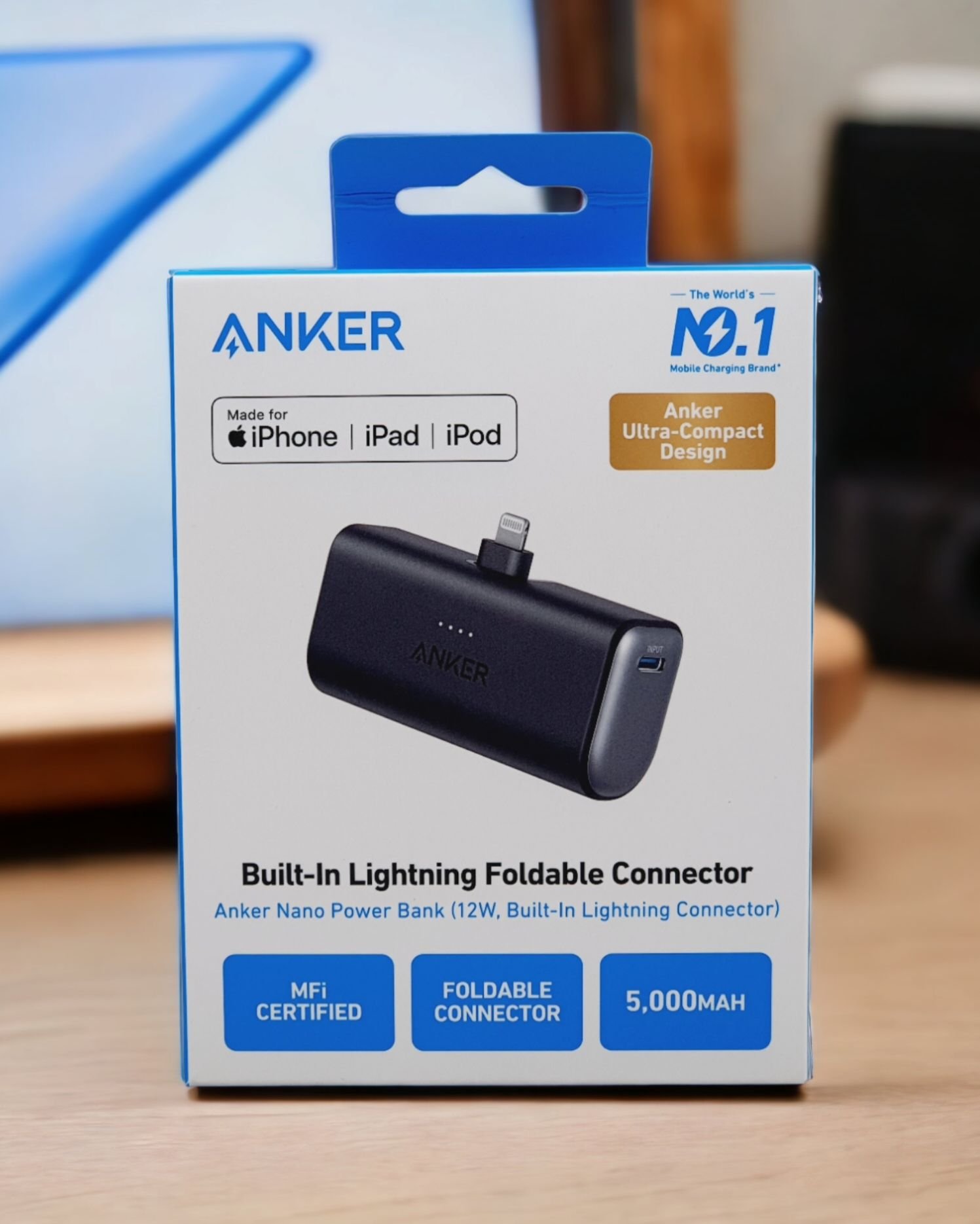 ANKER 621 12W 5000MAH BUILT IN LIGHTNING FOLDABLE CONNECTOR thumbnail 2