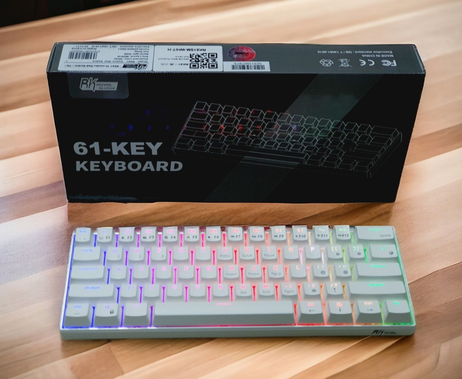 ROYAL KLUDGE GAMING KEYBOARD RGB TRI MODE HOT PLUG RED SWITCH WHITE RK61 thumbnail 3