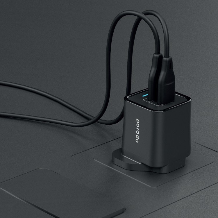 PORODO DUAL PORT WALL CHARGER PD 20W WITH USB C TO LIGHTNING 1.2M BLACK CABLE PD-FWCH028-BK-L thumbnail 3