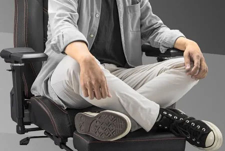 COUGAR ARMOR EVO M GAMING CHAIR GOLD CG-CHAIR-ARMOREVO-M-GLD thumbnail 7