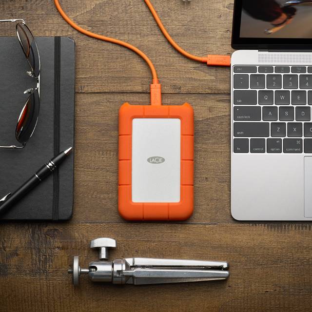 LACIE 2TB RUGGED USB-C 3.2 GEN 1 EXTERNAL HARD DRIVE STFR2000800 thumbnail 2