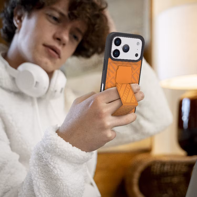 LEVELO MORPHIX CUERO IPHONE 17 PRO GRIPSTAND CASE SUNRISE ORANGE LVLMRPCGIP17PSORG thumbnail 10