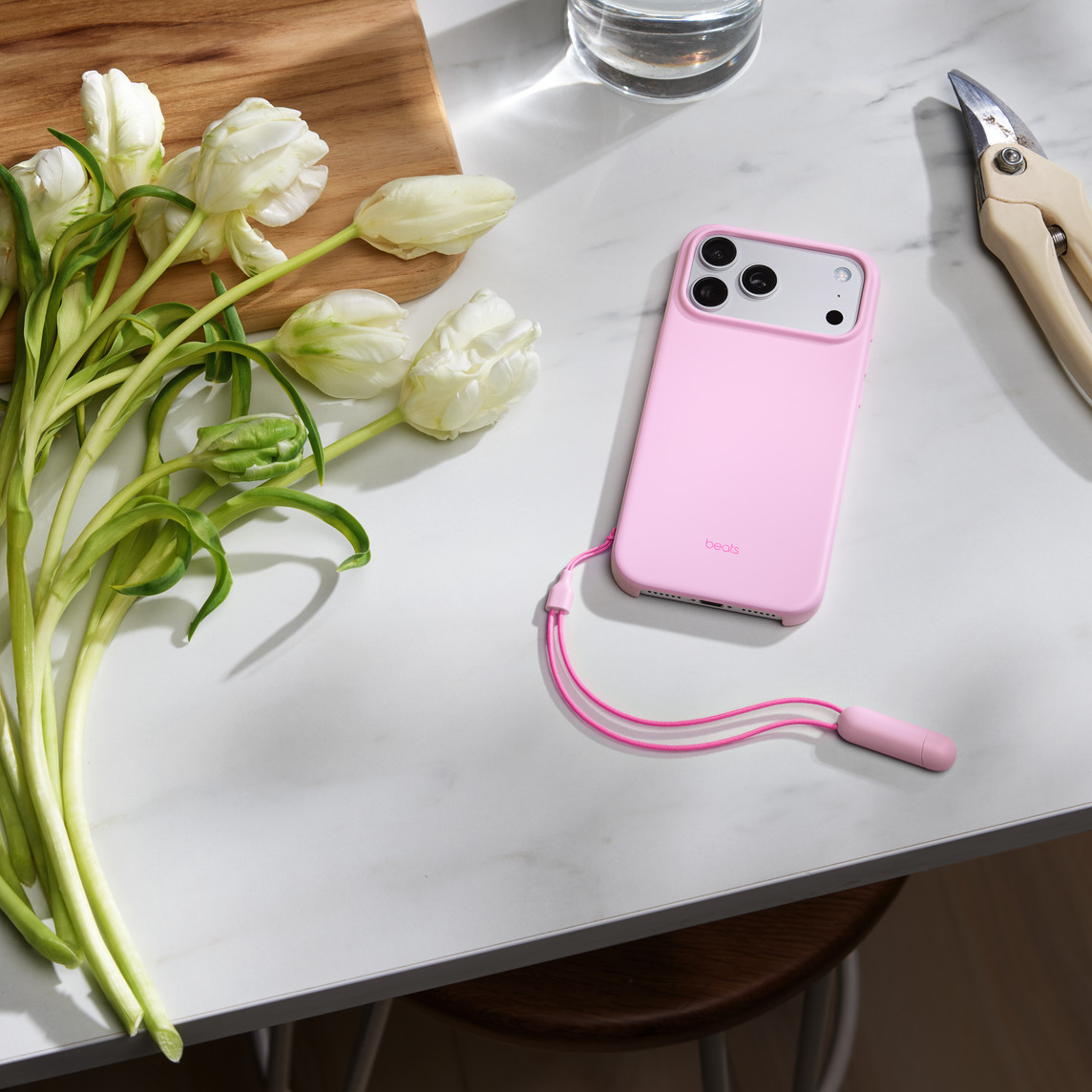 BEATS IPHONE 17 PRO MAX KICKSTAND CASE WITH MAGSAFE AND CAMERA CONTROL PEBBLE PINK MGYA4 thumbnail 3