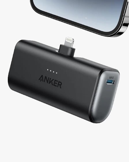 ANKER 621 12W 5000MAH BUILT IN LIGHTNING FOLDABLE CONNECTOR